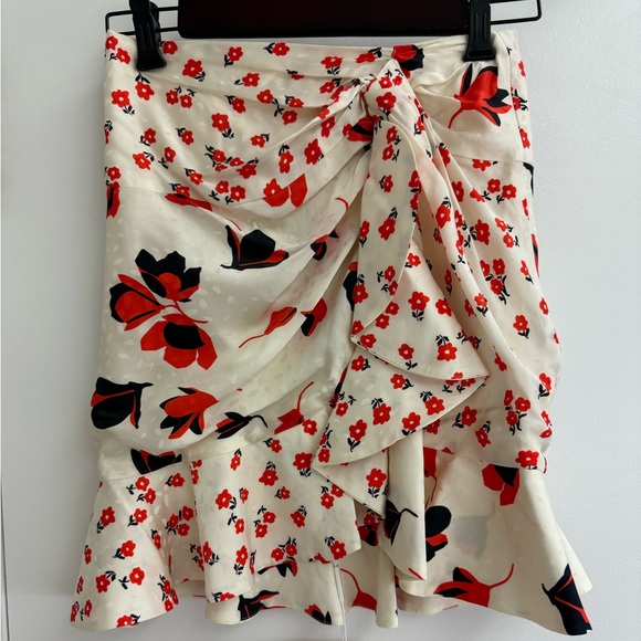 Self-Portrait Dresses & Skirts - NWT Self Portrait Ivory Floral Print Ruffle Mini Skirt, Size 4